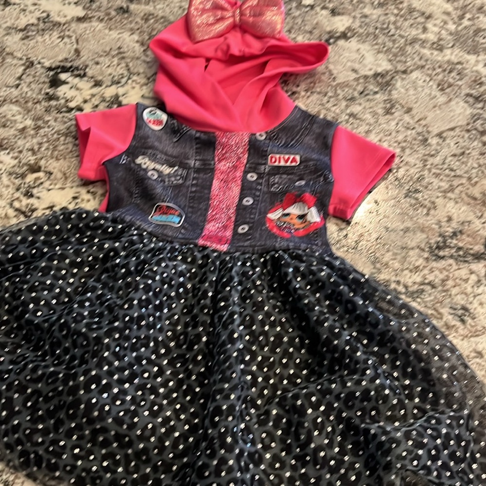 Dress - Picture 2 of 2